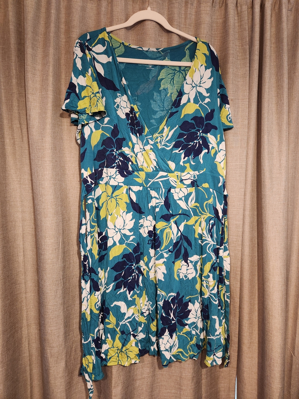 croft & barrow Teal Floral Top with Yellow & White Accents